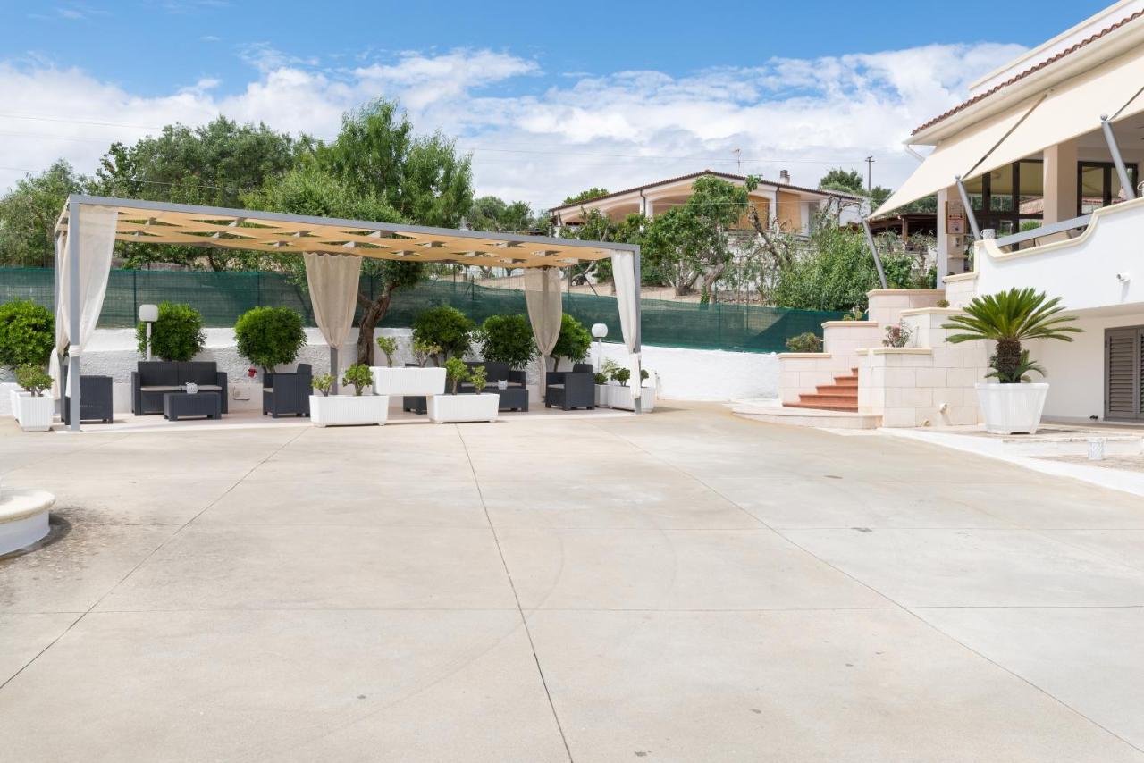 Piccolo Hotel Villa Rosa Ostuni Exteriör bild