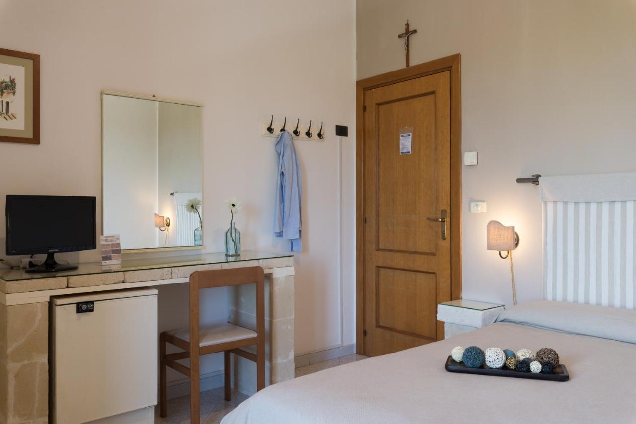 Piccolo Hotel Villa Rosa Ostuni Exteriör bild