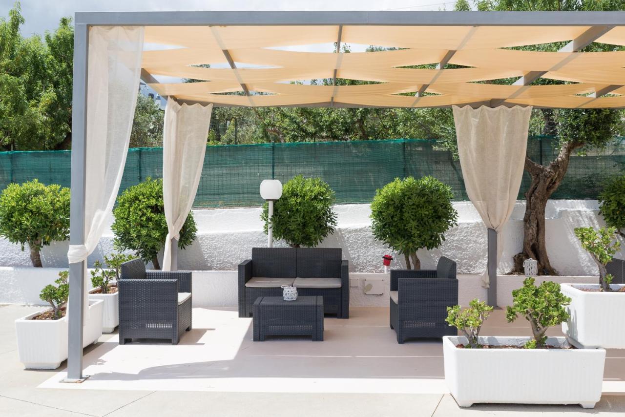 Piccolo Hotel Villa Rosa Ostuni Exteriör bild
